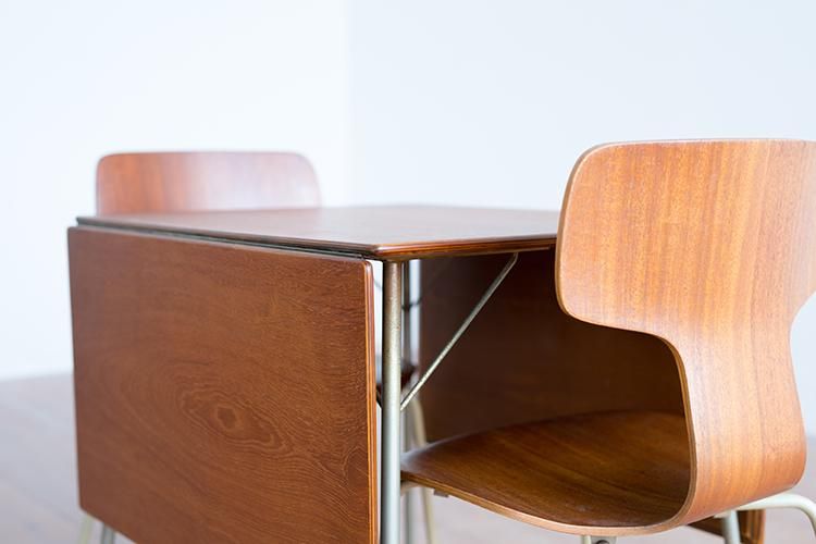 Arne Jacobsen model.3103 T