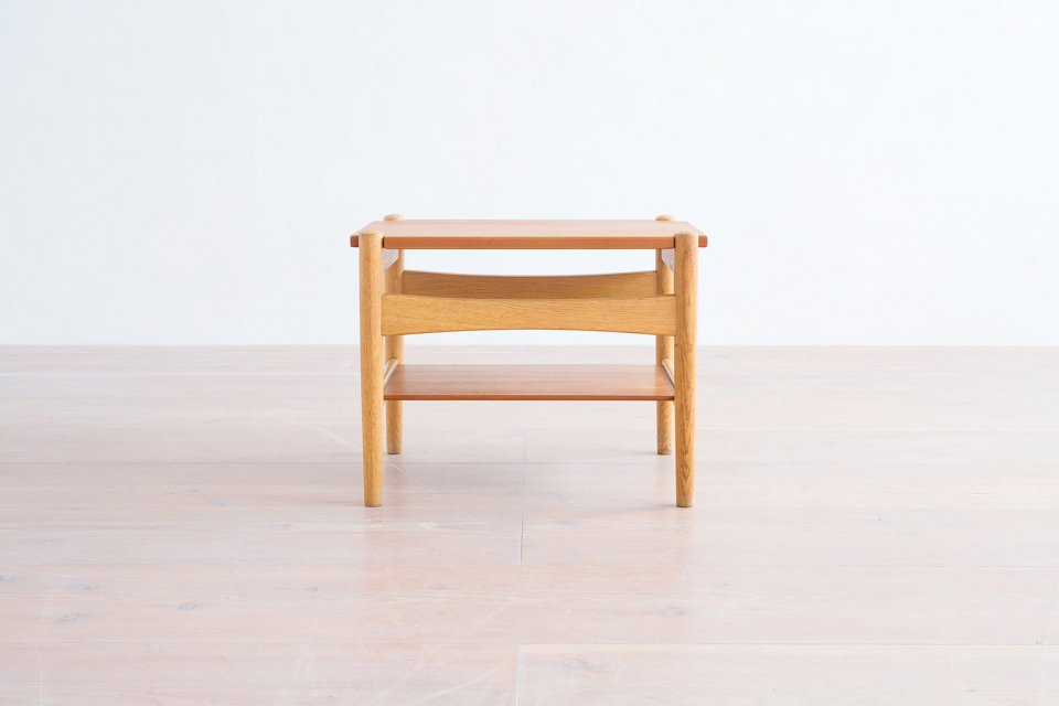 Hans J Wegner AT50 サイドテーブル チークオーク | 北欧家具 haluta 