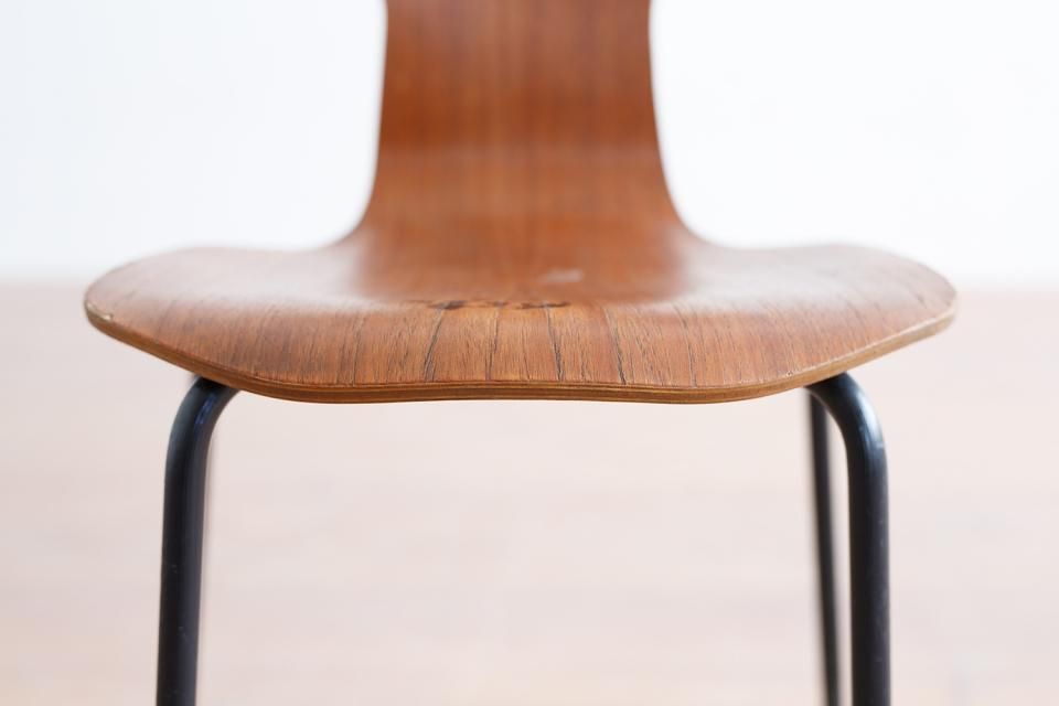 Arne Jacobsen キッズ Tチェア チーク | 北欧家具 haluta (ハルタ) Arne Jacobsen キッズ Tチェア チーク | 北欧家具 haluta (ハルタ)