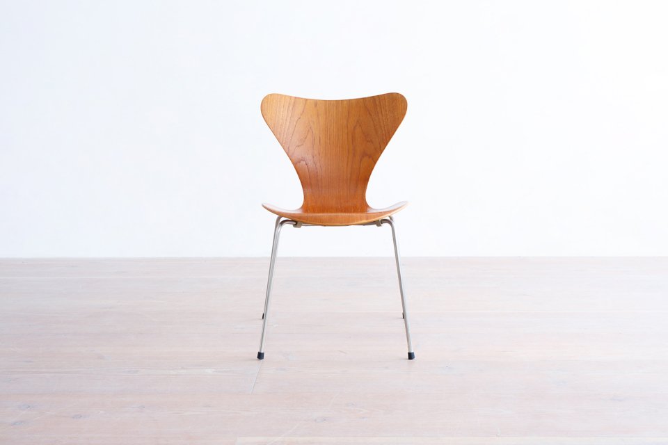 Arne Jacobsen model.3107 ֥ 