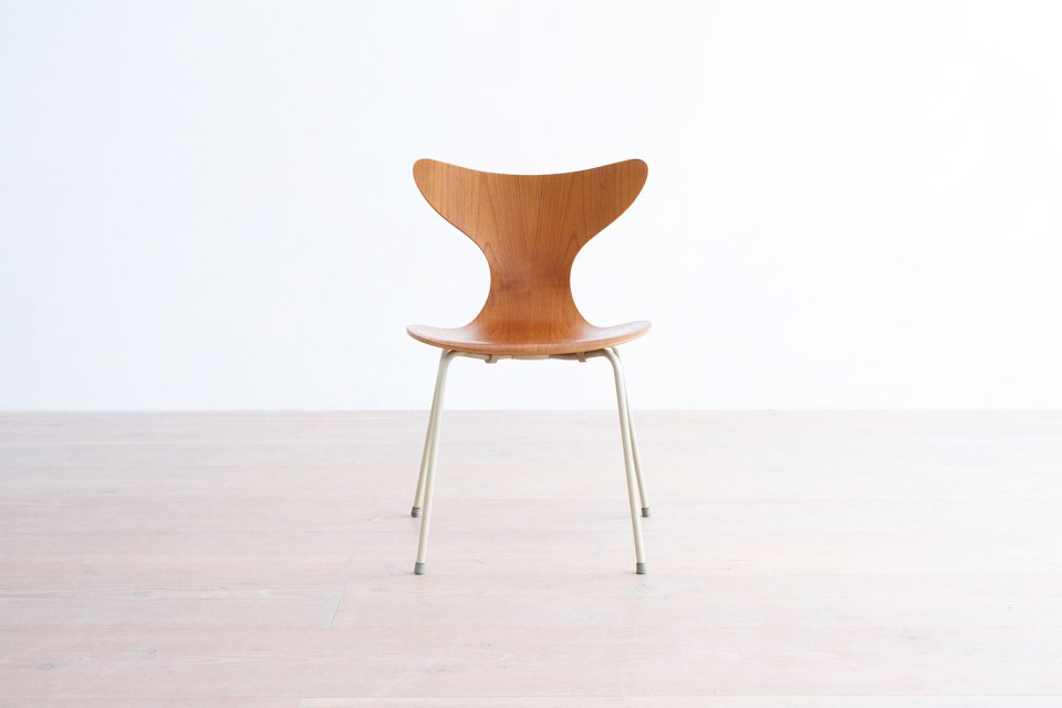 Arne Jacobsen model.3108 ȥ 