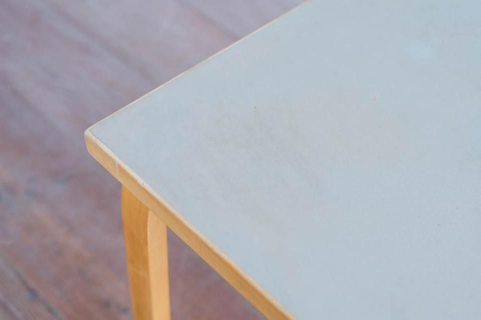 Alvar Aalto 81B テーブル リノリウムグレー | 北欧家具 haluta Alvar Aalto 81B テーブル リノリウムグレー | 北欧家具 haluta