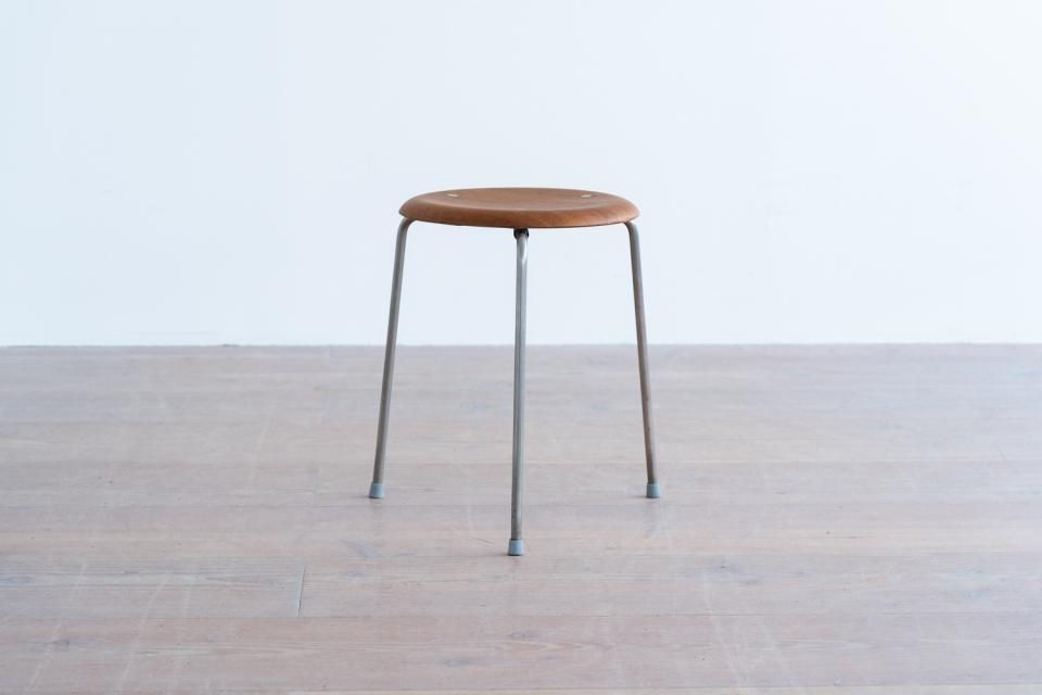 Arne Jacobsen model.3170 ドットスツール チーク| 北欧家具 haluta