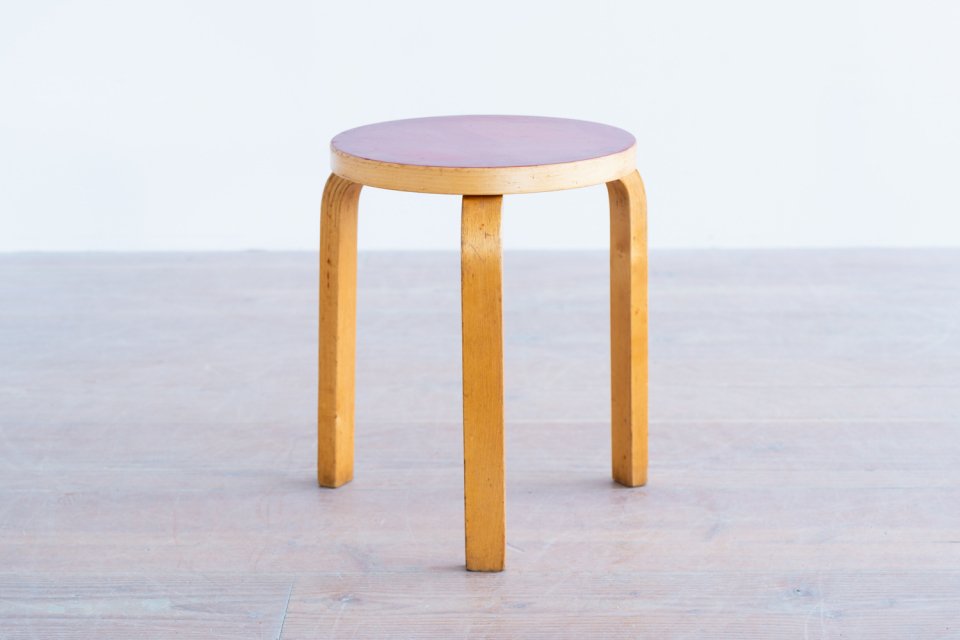 Alvar Aalto スツール60 リノリウム レッド | 北欧家具 haluta