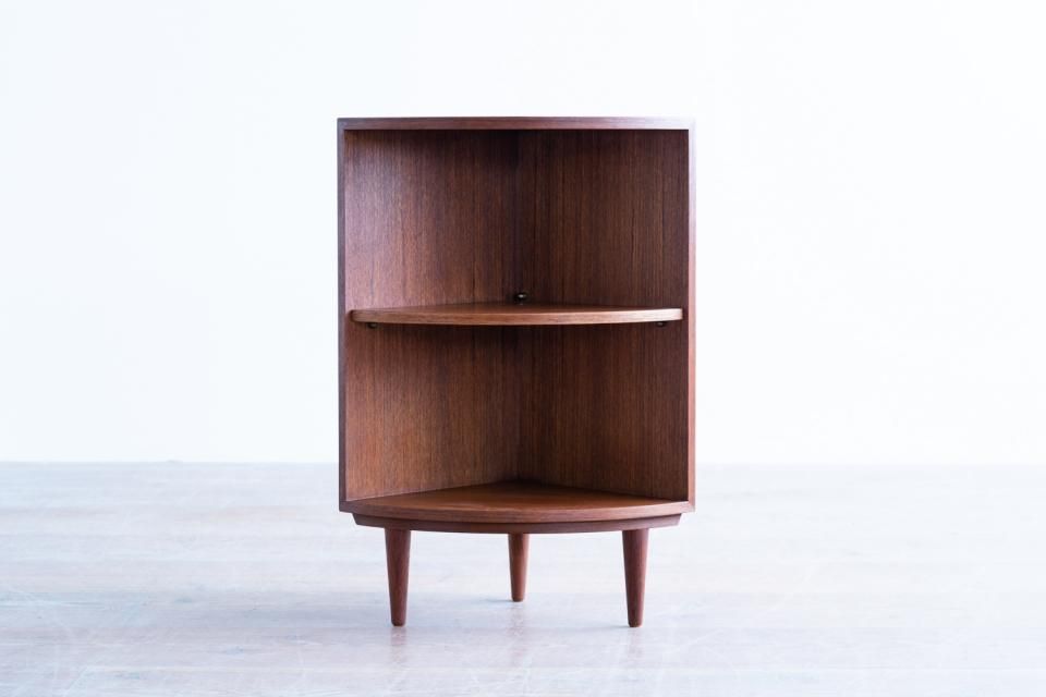 コーナーシェルフ チーク | 北欧家具 haluta (ハルタ) コーナーシェルフ チーク | 北欧家具 haluta (ハルタ)