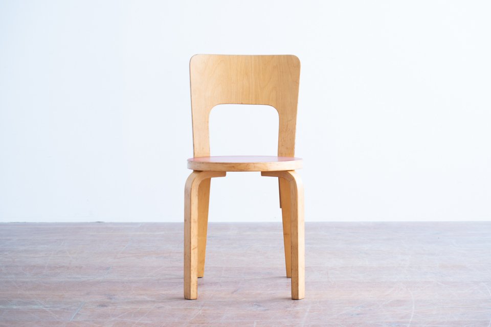 Alvar Aalto No.66 チェア リノリウムレッド | 北欧家具 haluta (ハルタ)