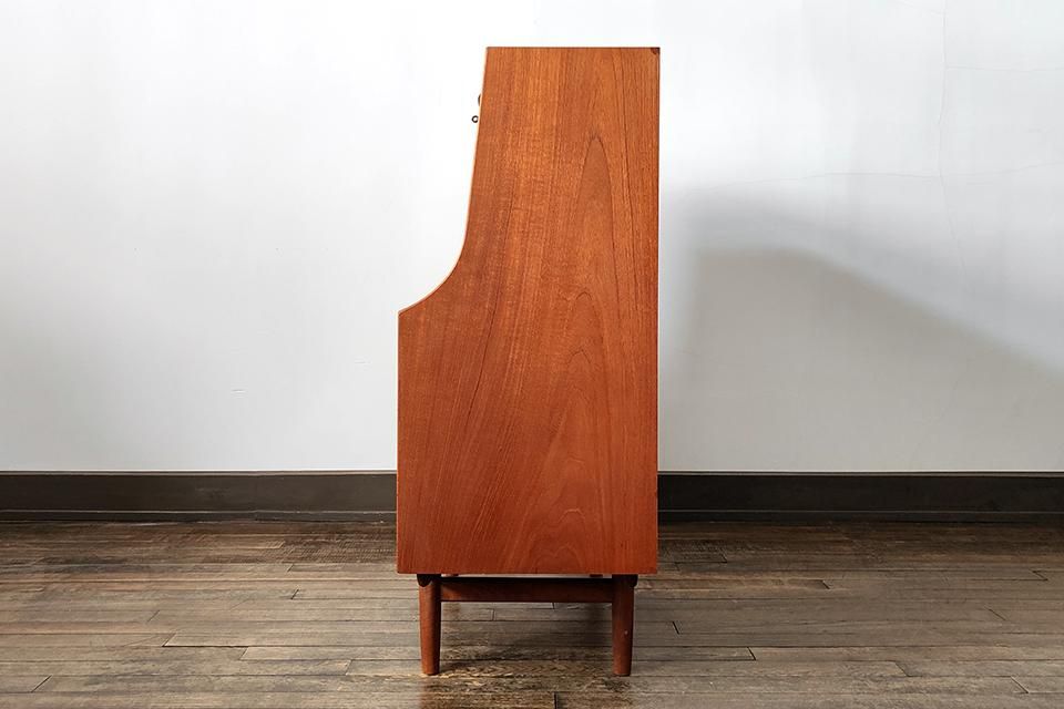 ボーエモーエンセン　チークのビューロー ボーエモーエンセンチークのビューロー