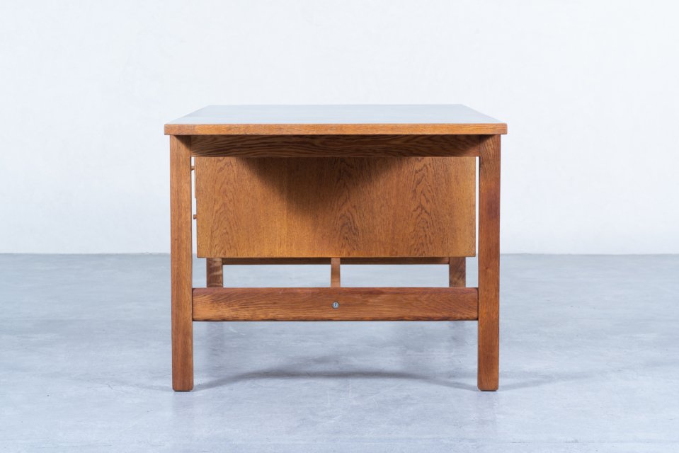 刻印付 Hans J Wegner getama テーブル リノリウム グレー - 机・テーブル