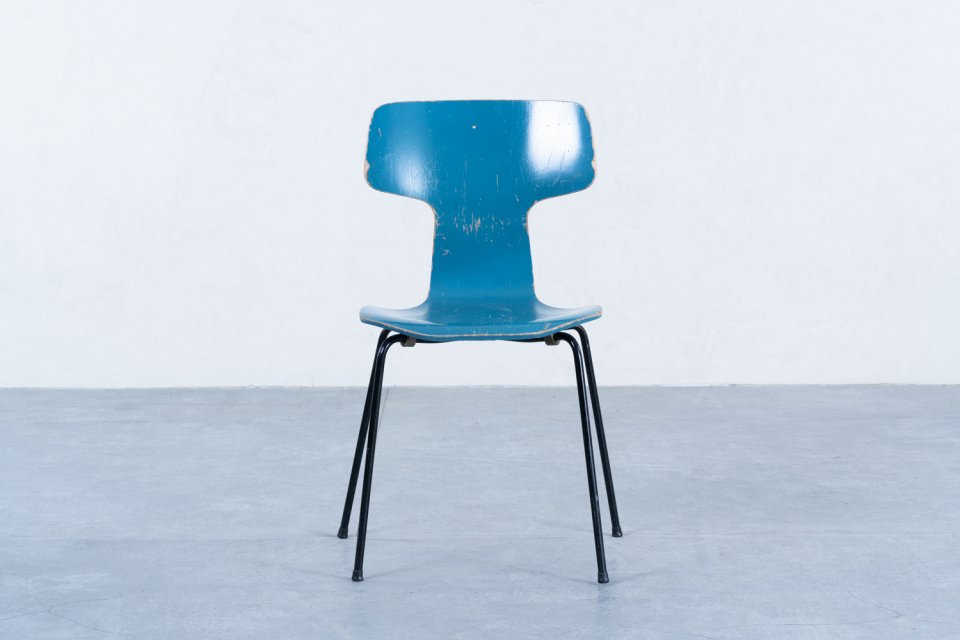 Arne Jacobsen model.3103 Tチェア ブルー