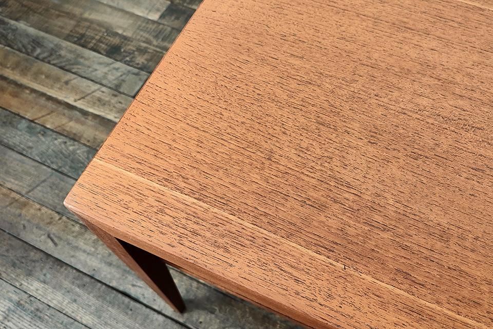 Severin Hansen Jr Haslev社 ネストテーブル チーク材 Severin Hansen Jr ネストテーブル チーク | 北欧家具 haluta