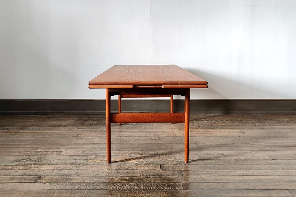 エレベーターテーブル チーク | 北欧家具 haluta (ハルタ)