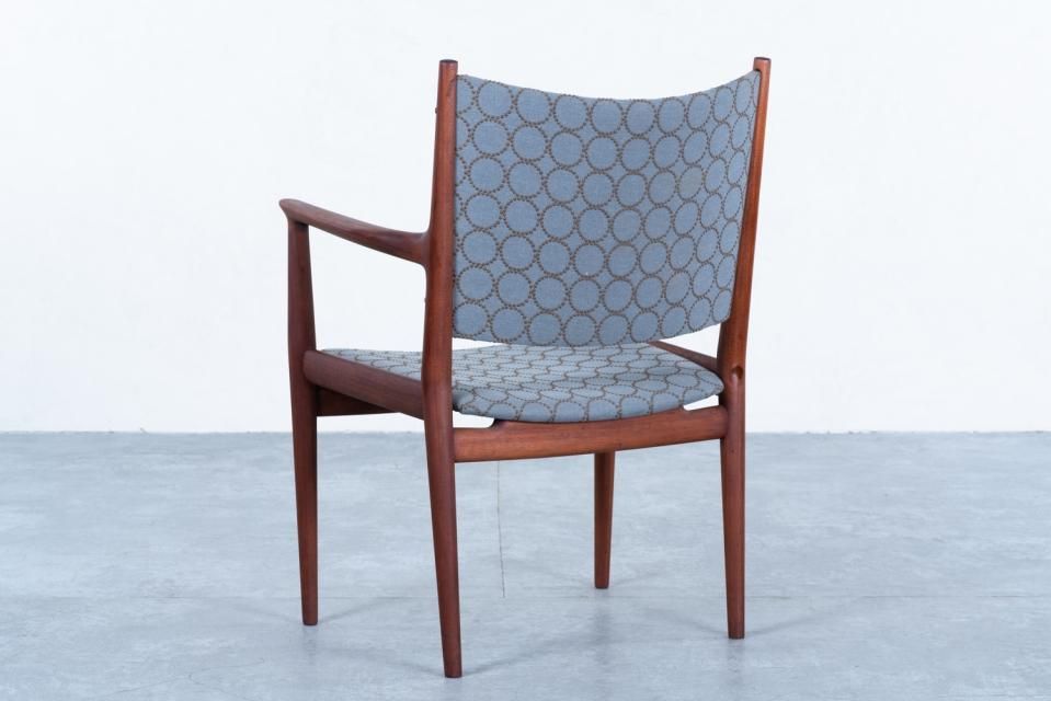 Hans J Wegner JH513 アームチェア チーク | 北欧家具 haluta Hans J Wegner JH513 アームチェア チーク | 北欧家具 haluta