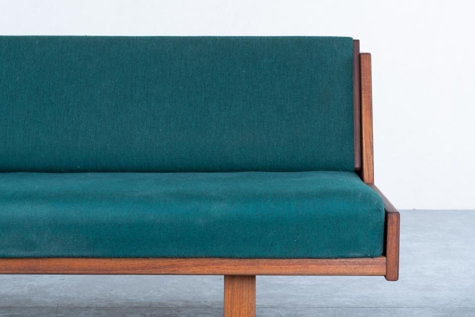 Hans J Wegner GE258 デイベッド チーク | 北欧家具 haluta (ハルタ) Hans J Wegner GE258 デイベッド チーク | 北欧家具 haluta (ハルタ)