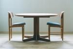 - Dining scene set -