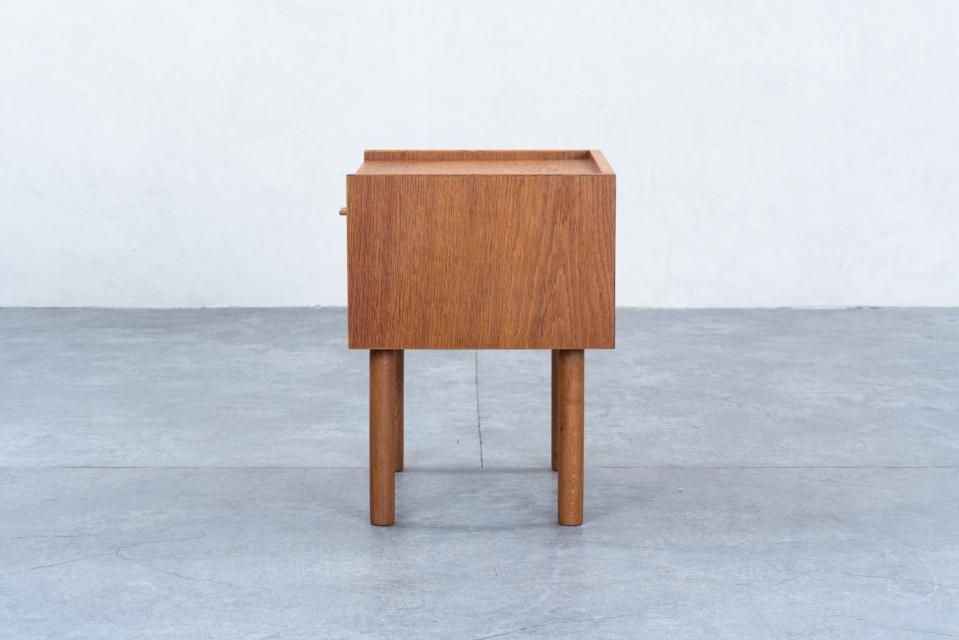 Hans J Wegner RY430 ナイトテーブル オーク | 北欧家具 haluta