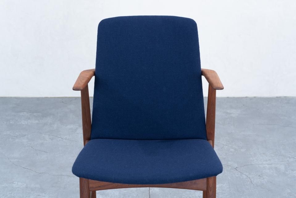希少品　北欧名作　Hans Olsen ハンス・オルセン チーク無垢アームチェア 希少品 北欧名作 Hans Olsen ハンス・オルセン チーク無垢アーム