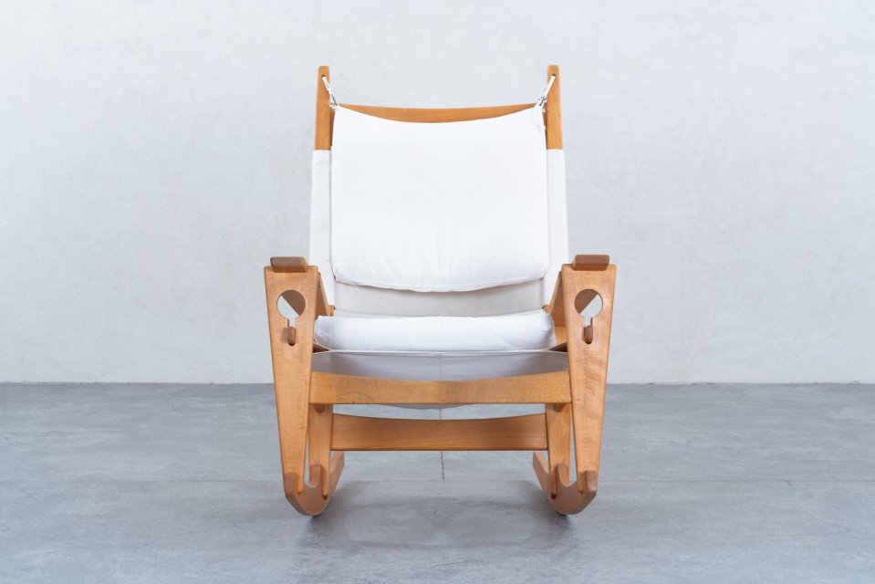 Hans J Wegner GE673 キーホールチェア オーク | 北欧家具 haluta (ハルタ)