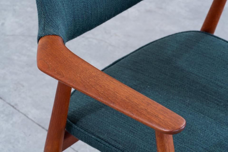 Svend Aage Eriksen GM11 アームチェア Svend Aage Eriksen GM11 アームチェア チーク | 北欧家具