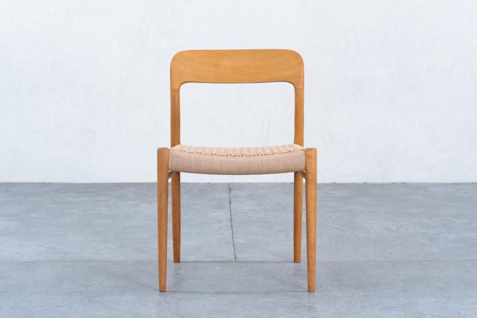 Niels Otto Moller model.75 ダイニングチェア オーク Niels Otto Moller model.75 ダイニングチェア オーク | 北欧家具