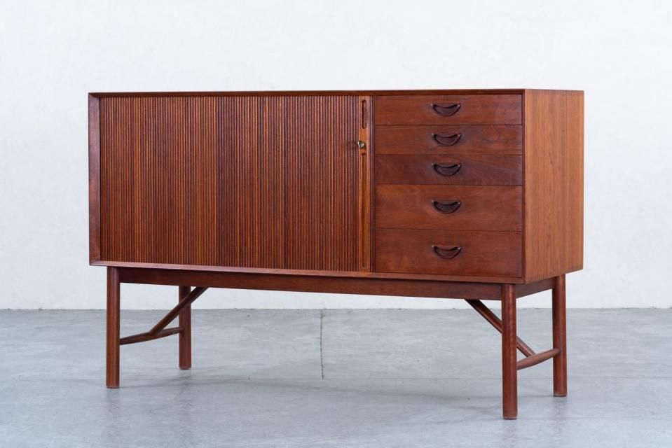 オランダ家具　サイドボード Woody Prime Boxツゲ材 スライドドア式サイドボード | 高級感と