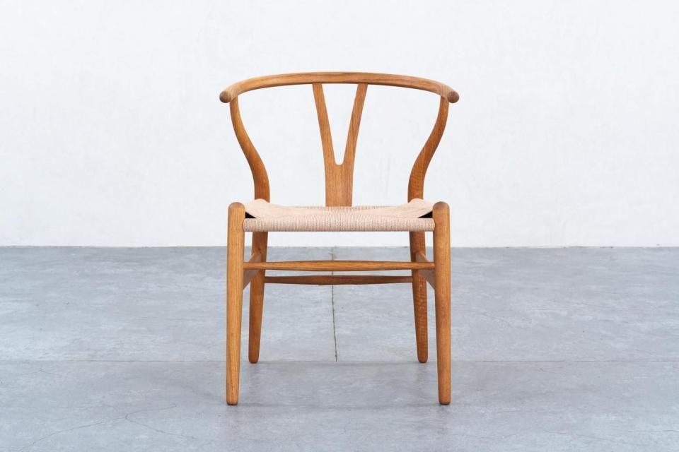 Hans J Wegner CH24 Y 