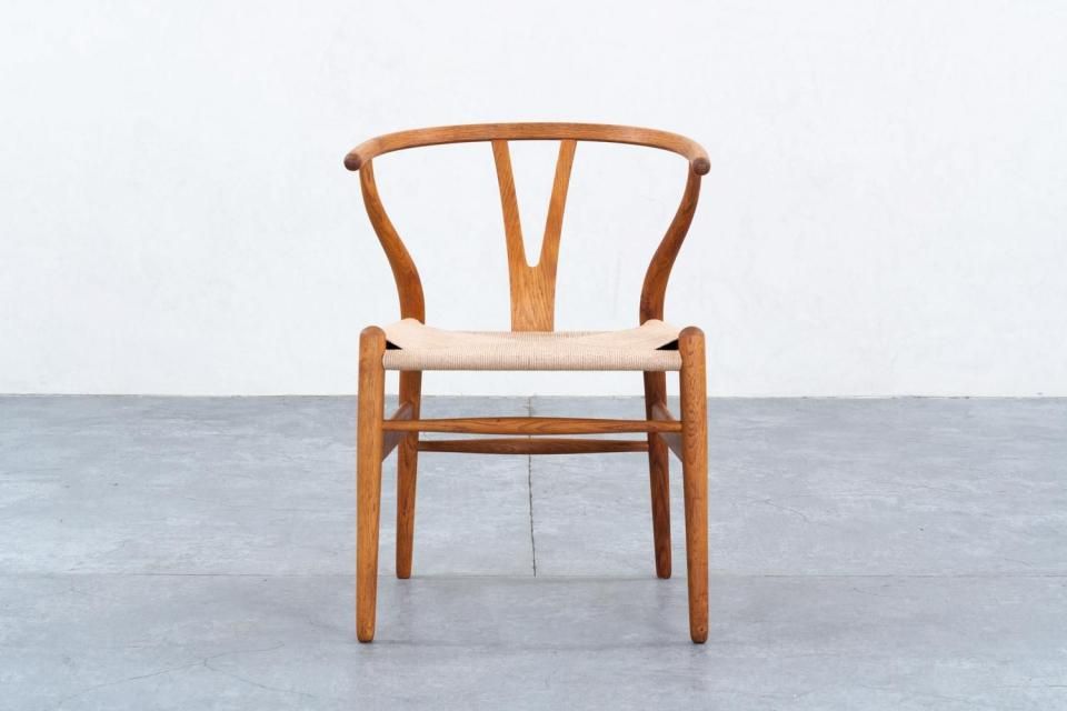 Hans J Wegner CH24 Y 
