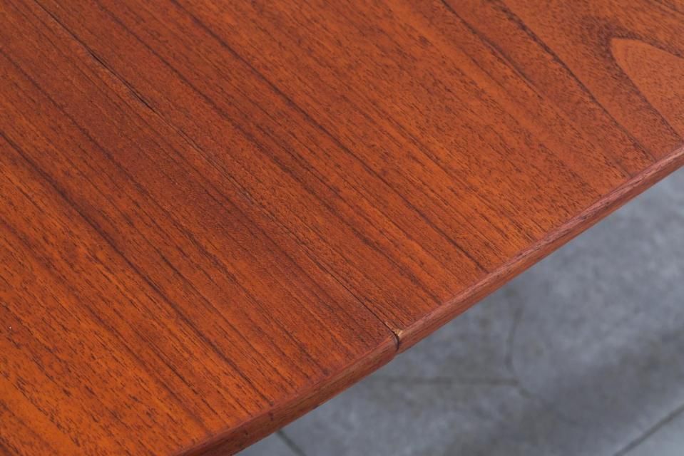 ラウンドダイニングテーブル チーク | 北欧家具 haluta (ハルタ)