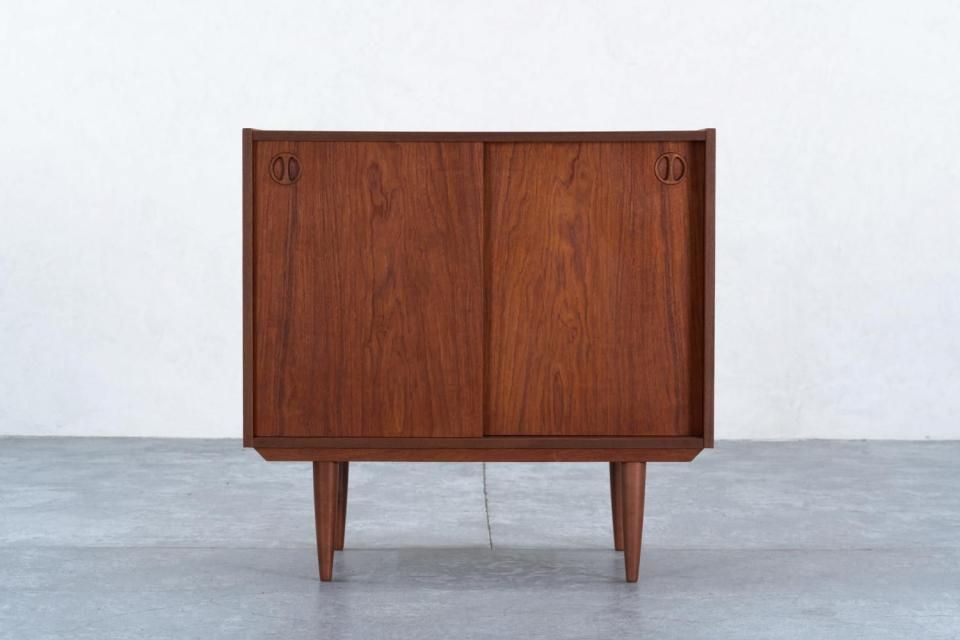 値下展示品 24年製 ウニコ ウィーバ トールキャビネット W720 チーク 値下展示品 24年製 ウニコ ウィーバ トールキャビネット W720 チーク