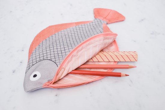 Donfisher ドンフィッシャー Plaice Case 魚ポーチ ピンク