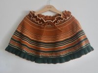 <img class='new_mark_img1' src='https://img.shop-pro.jp/img/new/icons5.gif' style='border:none;display:inline;margin:0px;padding:0px;width:auto;' />süß 塼 Knit Cape Skirt CAMELGREEN 0001-0529