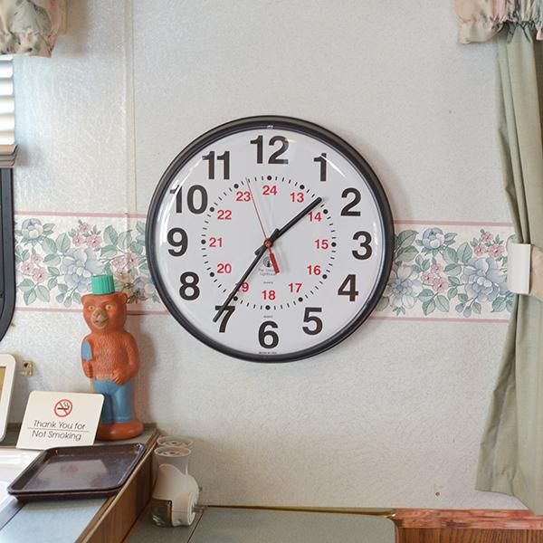 CHICAGO LIGHTHOUSE 12/24Hour Wall Clock