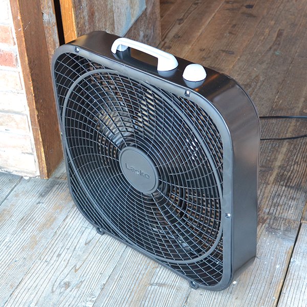 LASKO BOX FAN 