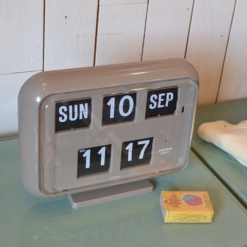 Twemco Digital Calendar Clock #QD-35 