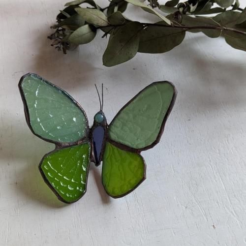 Papillon ornament