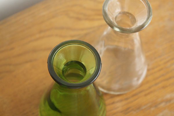 ガラスボトル ガラス ミニヴェース グリーン 花瓶 花器