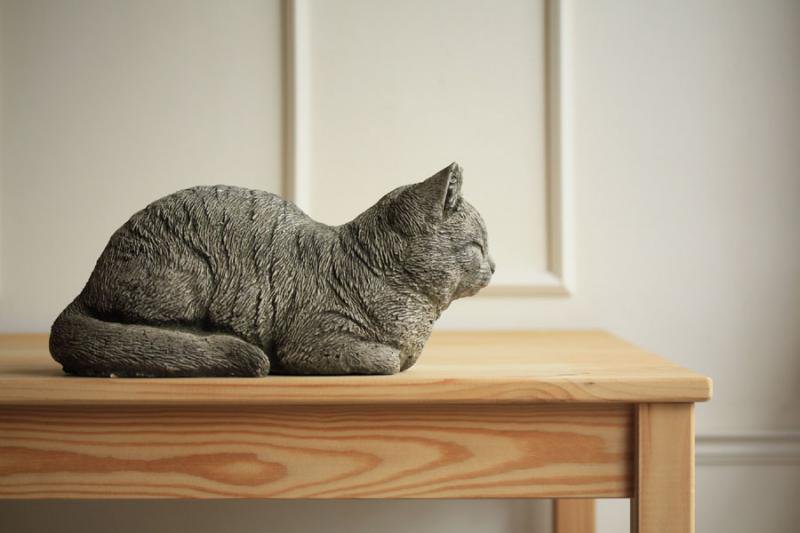 ガーデニング雑貨アンティーク　姫　猫　子猫　フラワーガーデン　ディスプレイ　真鍮