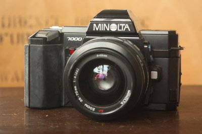 オールドカメラ Minolta α7000 フード付き