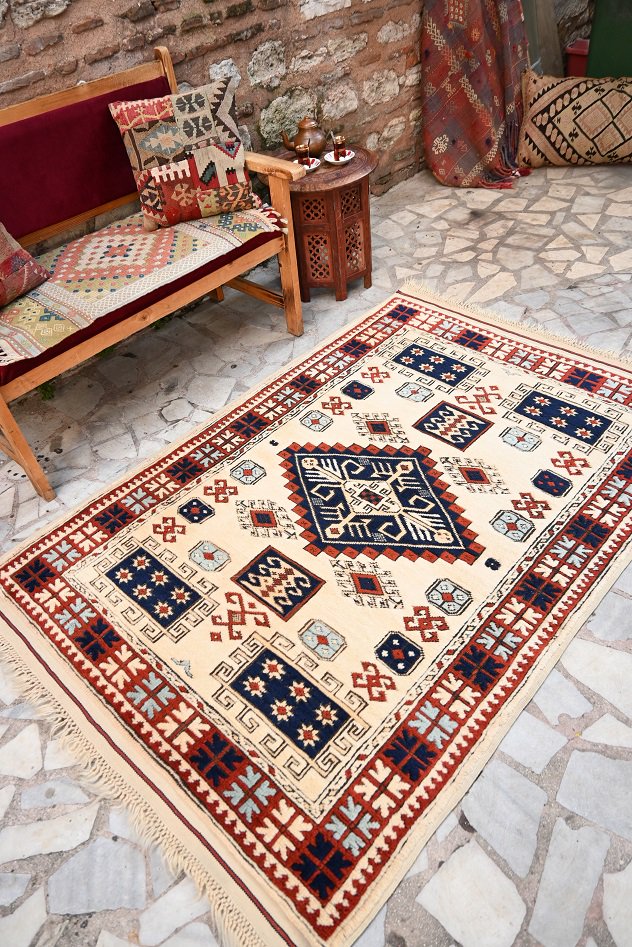 オールド絨毯/トルコ・チャナッカレ/約188×127cm - 手織り絨毯＆キリム