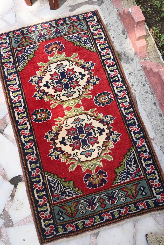 オールド絨毯/トルコ/アクサライ約97×54cm - 手織り絨毯＆キリム