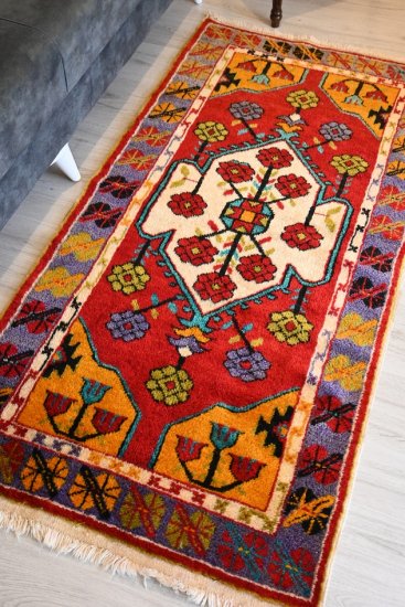トルコ絨毯 カーペット カイセリ 126 x 85 cm 手織り ヴィンテージ+