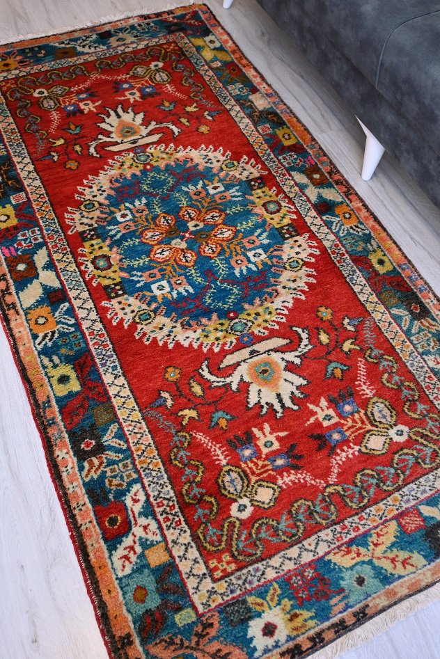 出産祝いなども豊富 【可愛いお花とヒシガタ♪pink/aqua】トルコ絨毯 