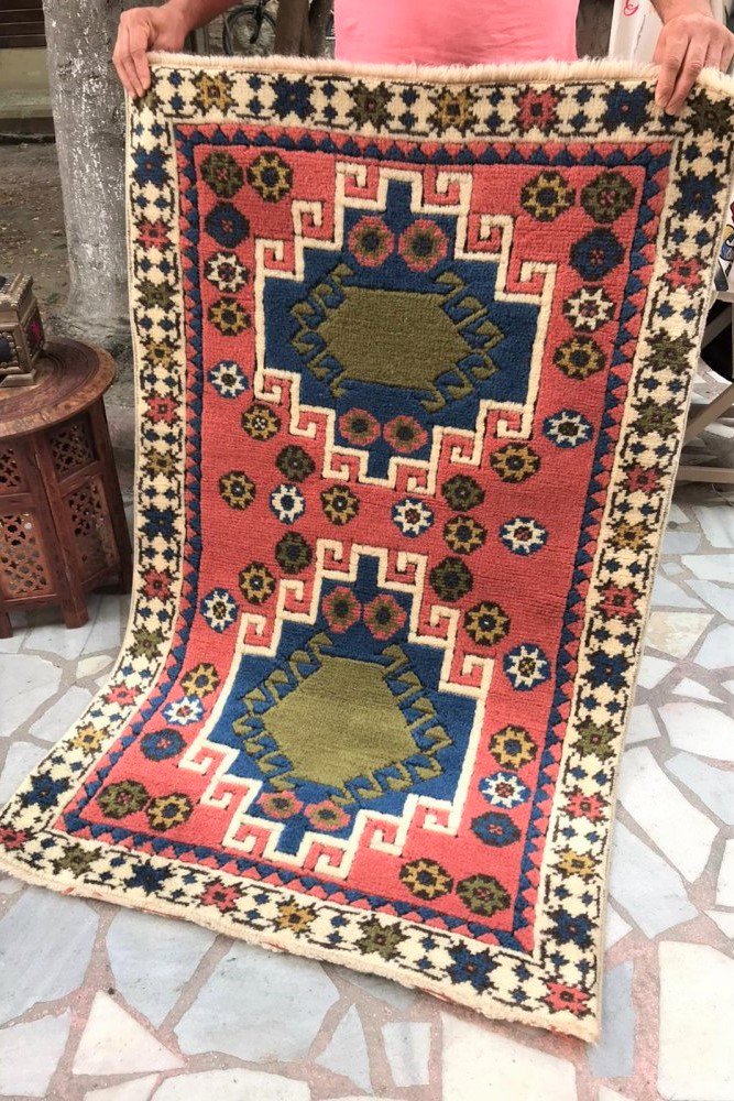 新しい絨毯/トルコ絨毯・ニーデ約146×90cm - 手織り絨毯＆キリム
