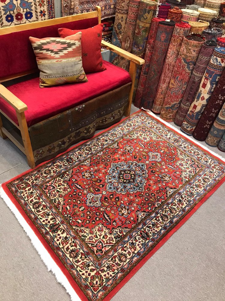 セミオールド絨毯/イラン・カシャーン/ペルシャ絨毯約160×106cm