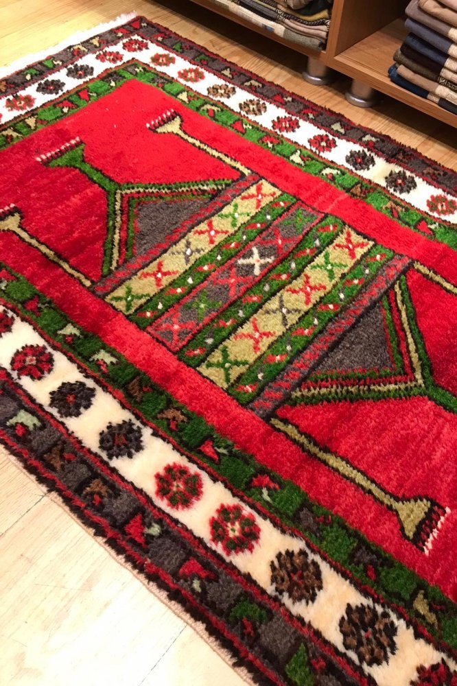 オールド絨毯/トルコ絨毯・アフヨン/約122×75cm - 手織り絨毯＆キリム