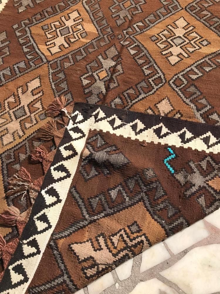 即発送　オールドキリム　トルコ産　198×112 大きめ　高級絨毯 オールドキリム/トルコ・エーゲ/ソフラ約129×107cm - 手織り絨毯