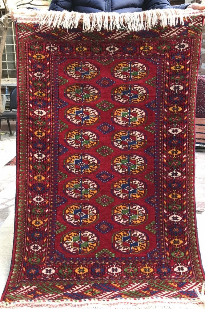 オールド絨毯/トルクメン・ブハラ/トライバルラグ約132×80cm - 手織り