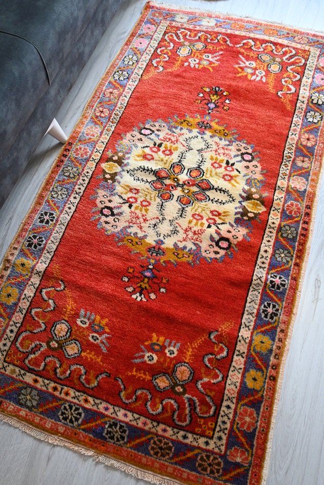 オールド絨毯/トルコ/デニズリ・ギュネイ約175×92cm - 手織り絨毯