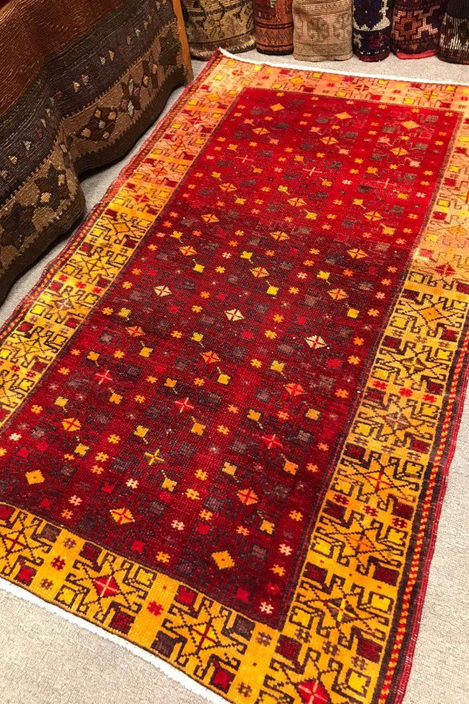 アンティーク クルド族 黄色メインの珍しい袋表 手織り トライバルラグ