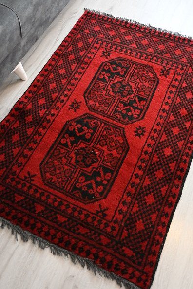 手織り ヴィンテージラグ トライバルラグ タイマニ族 絨毯 カーペット