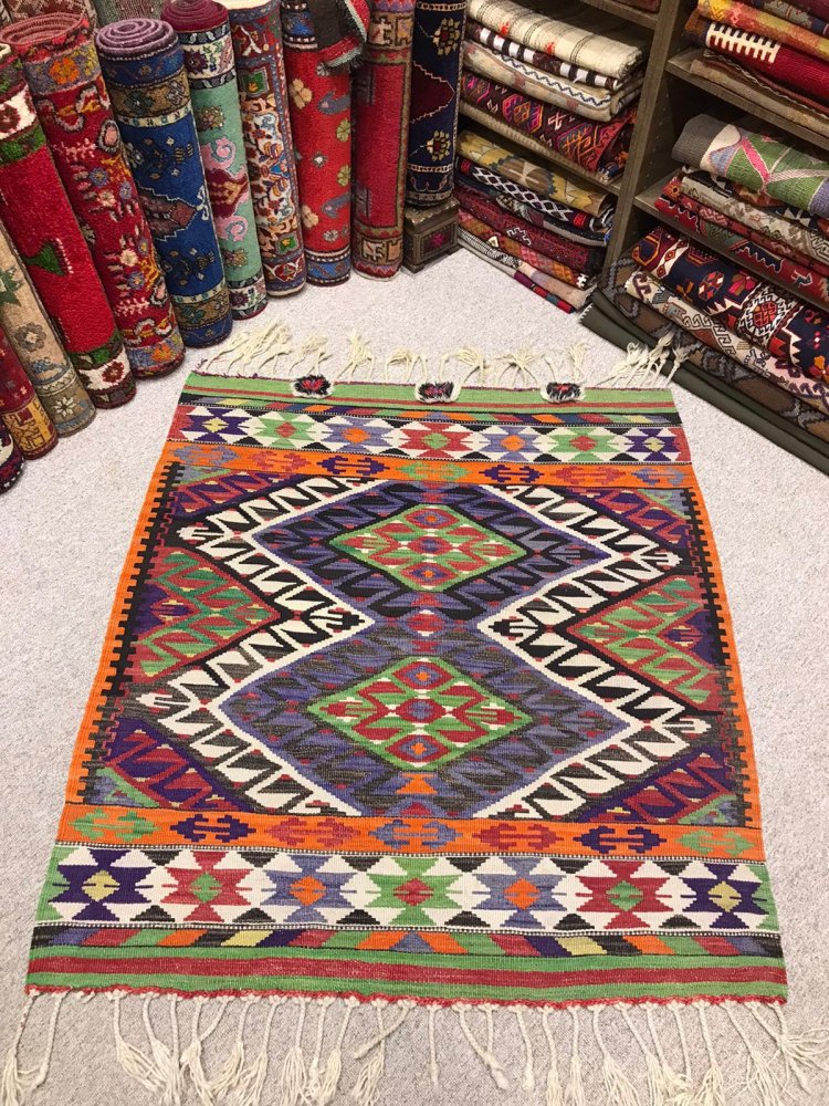 オールドキリム/トルコ・デニズリ約134×121cm - 手織り絨毯＆キリム 